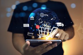 online shopping logistics, e-commerce logistics, e-commerce delivery, last mile delivery
