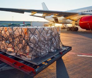 Aramex air freight
